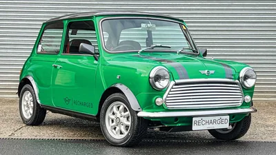 Стартували продажі класичних Mini, переобладнаних в електромобілі
