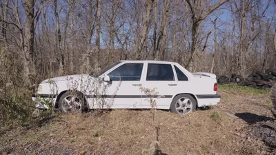 Volvo 850 R после 5 лет в лесу восстановили - Auto24