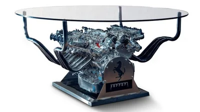 Стіл зі старого двигуна Ferrari продали за 246 000 доларів