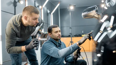 Перевірка кузова: скільки має показувати товщиномір фарби