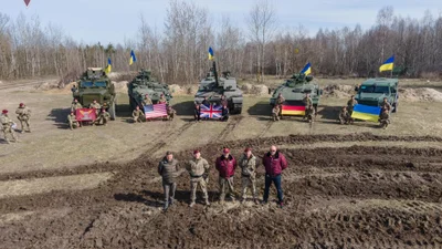 Какая бронированная техника "засветилась" у десантников