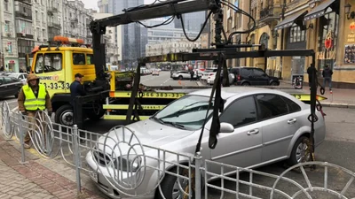 У Верховній Раді пропонують заборонити примусову евакуацію авто
