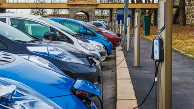 Статистика електромобілів в Україні за віком та марками - Auto24