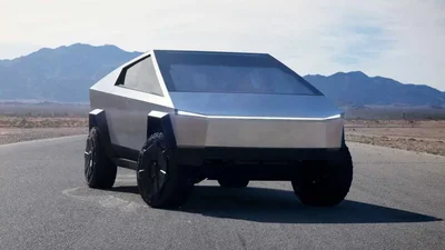 Tesla Cybertruck снова попала в объектив шпионов во время испытаний