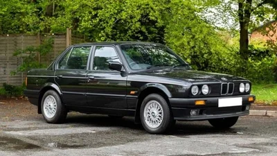 На продажу выставлен BMW E30 в идеальном состоянии