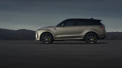 Найпотужніший Range Rover Sport SV розганяється до сотні за 3,8 секунди