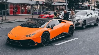 В Киеве ДТП Lamborghini Huracan и Maserati Levante - Auto24