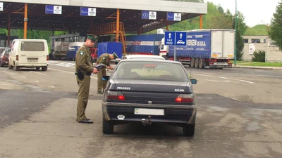 На україно-польському кордоні будуть спільні пункти пропуску - Auto24