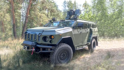 Український броньовик у Польщі на виставці MSPO - Auto24