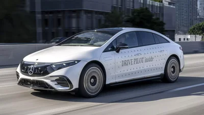 Mercedes-Benz запускає нову версію автопілота - Auto24