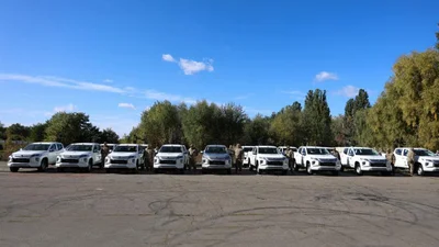 Пикапы Mitsubishi встали на защиту Киевщины - Auto24