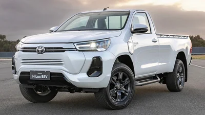 Toyota показала електричний пікап Hilux - Auto24