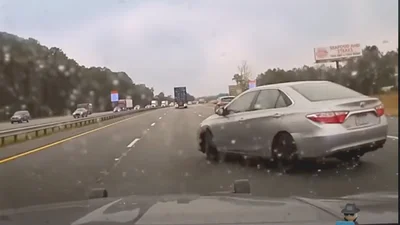 Злодій на Toyota Camry тікав, але не втік - Auto24