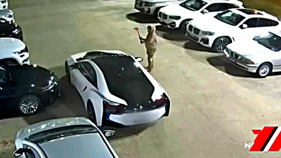 Протест сокирою проти машин - Auto24