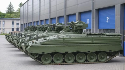 Бундесвер поділиться технікою, є рідкісні машини - Auto24
