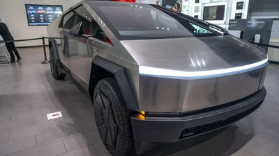 Tesla Cybertruck выдала менее 80% запаса хода во время теста в холодных условиях - Auto24