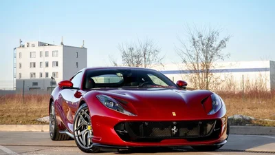 В Украине появился еще один владелец Ferrari 812 Superfast