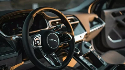 Лише кросовери: Jaguar відмовляється від інших типів кузовів - Auto24