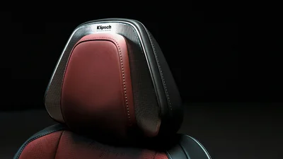 Infinity показала динамики в подголовниках во флагманском QX80- Auto24