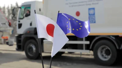 Нові сміттєвози громадам подарував уряд Японії - Auto24