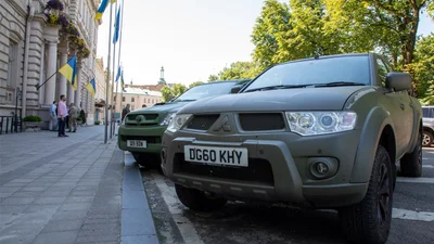 30 внедорожников от фермеров Великобритании уже во Львовском хабе - Auto24