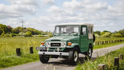 Майстри створили електричний Toyota Land Cruiser FJ40 - Auto24