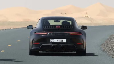 Гібридний Porsche 911 - Auto24