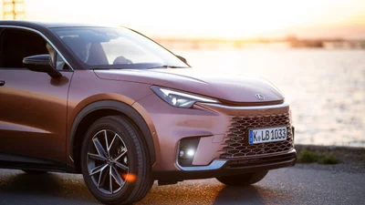 Lexus LBX: цена в Украине - Auto24