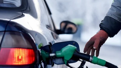 Повышение налогов на топливо депутаты поддержали в первом чтении - Auto24