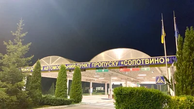 На автомобильных пунктах пропуска срочно заменяют фонари освещения - Auto24