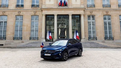 Renault Rafale став новим службовим авто президента Франції - Auto24
