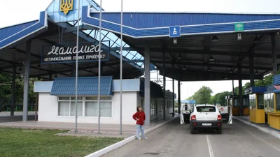Як перетнути кордон на авто ввезеному як гуманітарна допомога - Auto24