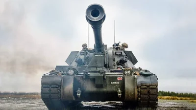 Британський уряд поділився з Україною гаубицями AS90 - Auto24