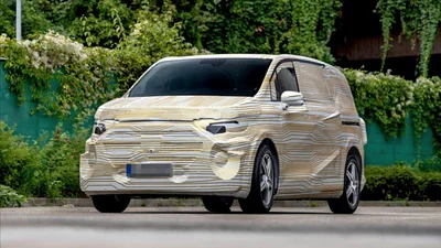 Mercedes‑Benz показав тестові фото прототипа VAN.EA - Auto24