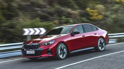 BMW відкликає тисячу авто 5-ї та 7-ї через дефект рульового керування - Auto24