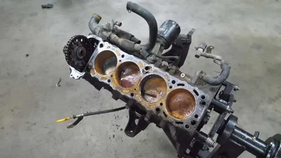 Чому не можна заливати воду в двигун: відео - Auto24