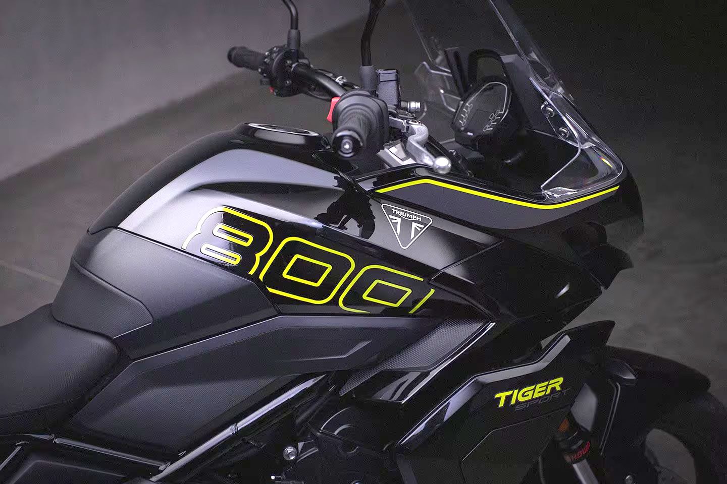 Triumph Tiger Sport 800 2025: опис, фото, відео, ціна - Auto24