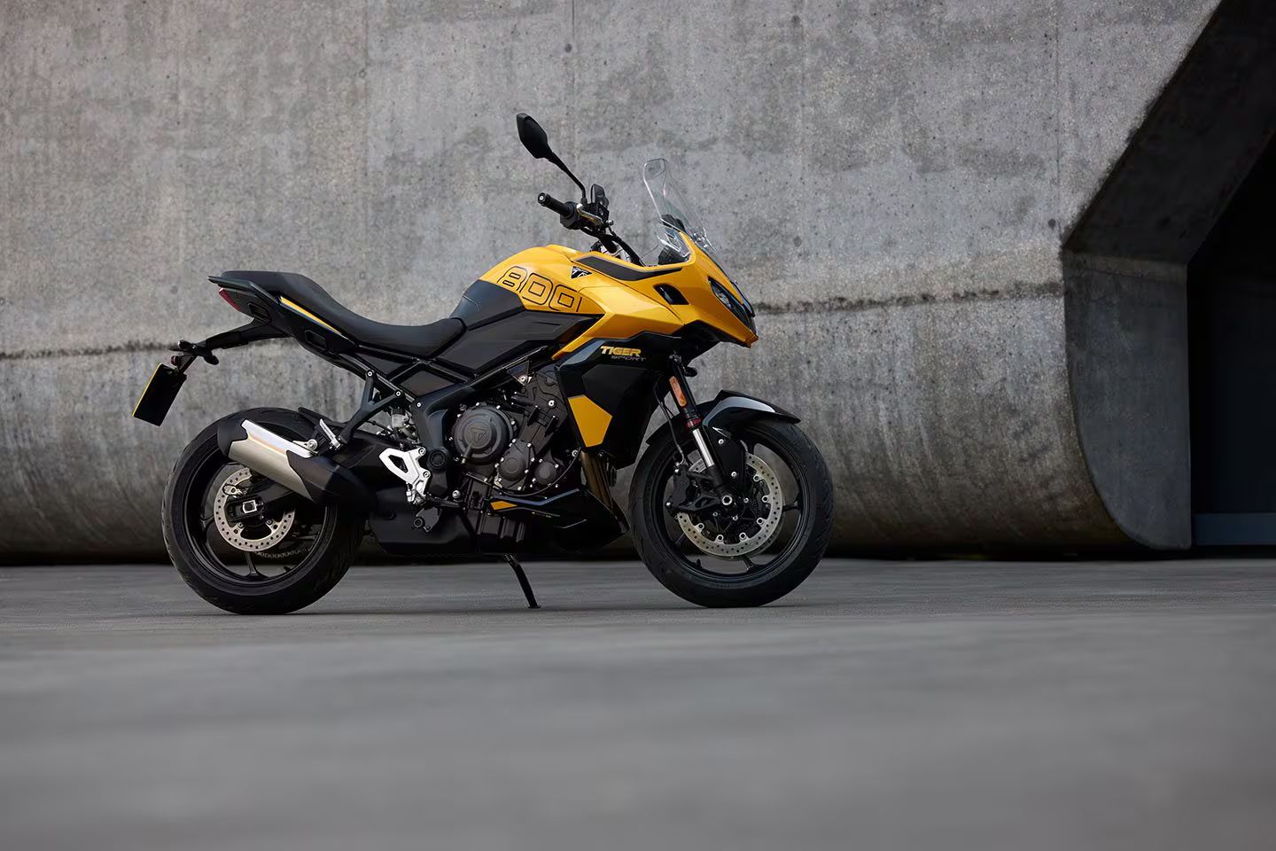 Triumph Tiger Sport 800 2025: описание, фото, видео - Auto24