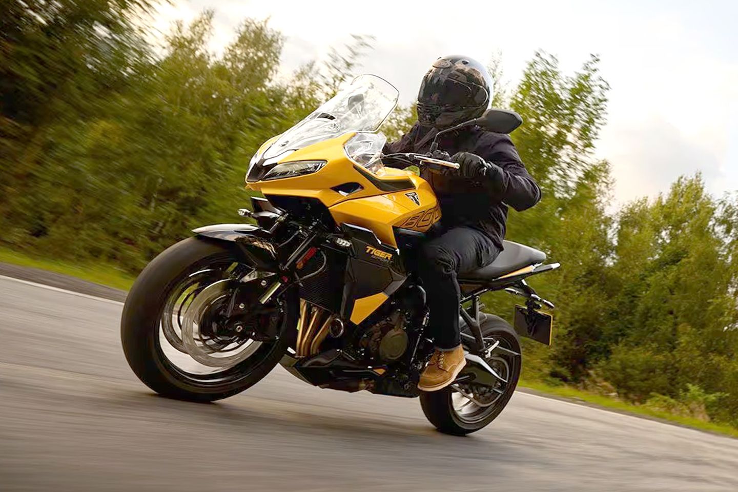 Triumph Tiger Sport 800 2025: опис, фото, відео, ціна - Auto24