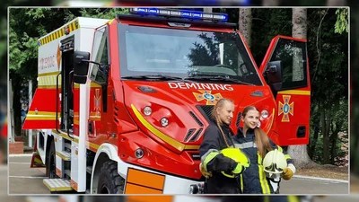 ГСЧС получила с Черниговщины еще две машины ПМ-Л с бронированным кузовом - Auto24