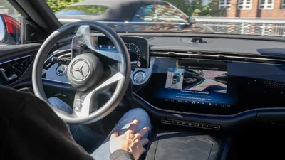 Как работает система автоматической парковки на Mercedes-Benz - Auto24