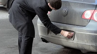 Какой штраф предусмотрен за грязные номера - Auto24