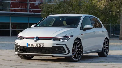 Как выглядит последний проданный Volkswagen Golf GTI с "механикой": видео - Auto24