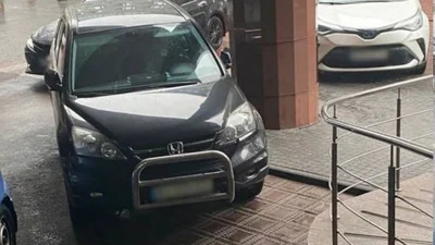 Поліція моніториnm соцмережі аби знайти порушників ПДР - Auto24