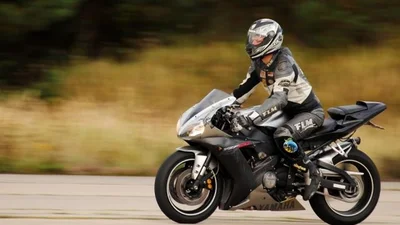 Який одяг купити мотоциклісту: поради - Auto24