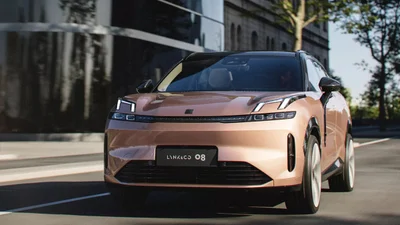 Плагин-гибридный Lynk & Co 08 с рекордным запасом хода дебютировал в Европе - Auto24