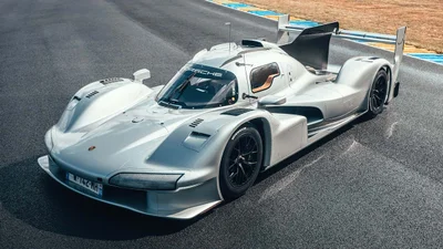 Porsche создала новый гиперкар на базе болида для Ле-Мана: фото - Auto24
