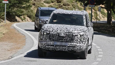 Шпионы заметили новый Mitsubishi Pajero 2026 года во время испытаний