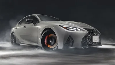 Lexus собирается отказаться от десятка популярных моделей