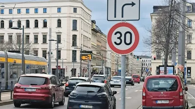 В Берлине хотят отменить ограничение скорости 30 км/ч и вернуть знаки 50 км/ч - Auto24